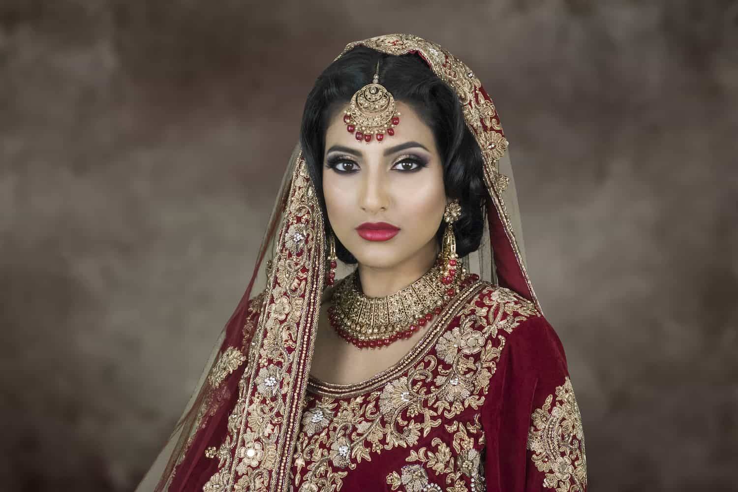 glitter traditional bridal makeup